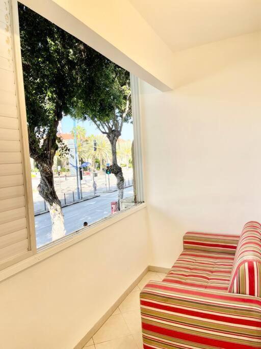 Rambam Beach Apartment Хайфа Екстер'єр фото